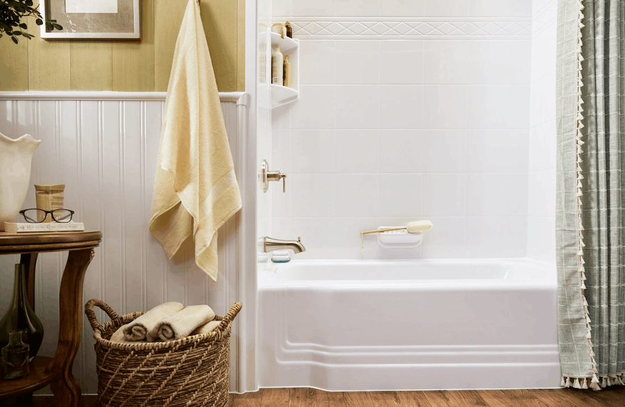 Easy-care bathtub and wall system installed in Thornton