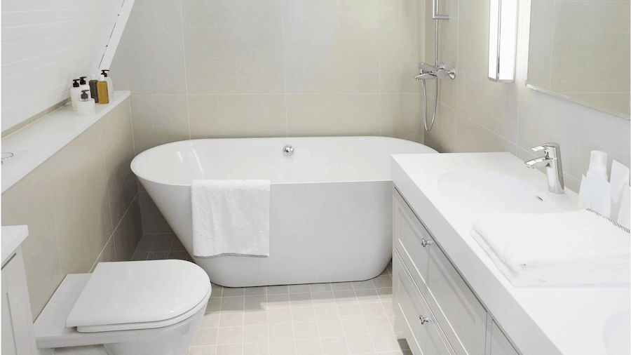 Freestanding tub